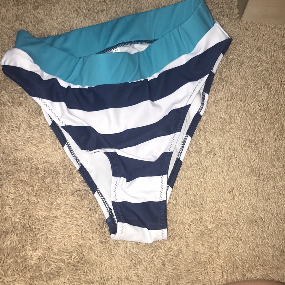 New bikini! - Picture 7 of 7